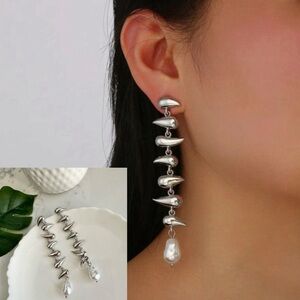2/$30🌵 Silver Tone Droplets Earrings Long Linear Faux Pearl Teardrop Boho NEW